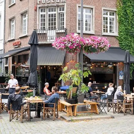 The View - Spacious 2 Bdr Appt In With View Apartment Antwerp